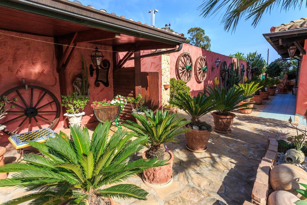 Casa Vacanze Villa Flumini Flumini di Quartu Bagian luar foto